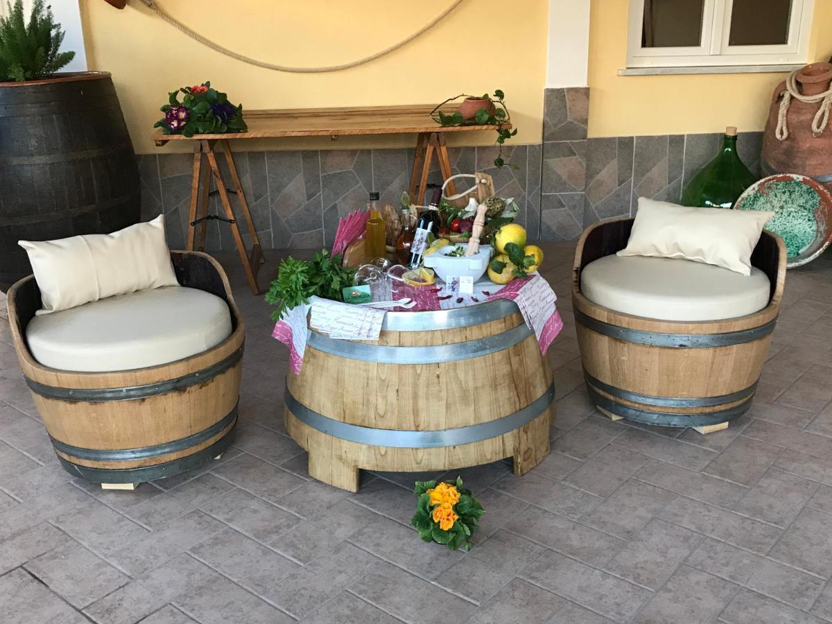 La Cantina Dello Sgatto Procida Exterior photo